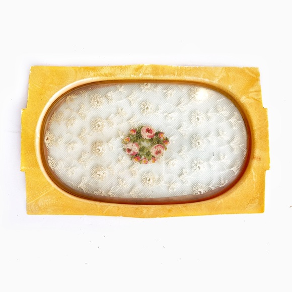 Vintage Bakelite Tray w/ Lace Encased in Glass - Picture 6 of 6